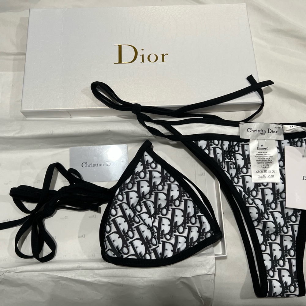 Dior bikini top and bottom size M